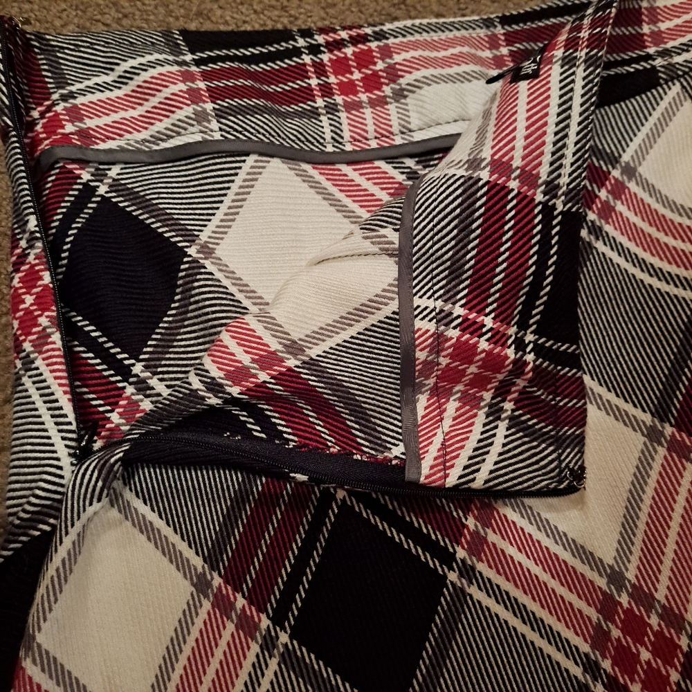 East 5th Plaid Maxi Skirt - Picture 7 of 7